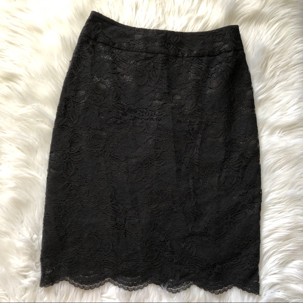 Banana Republic Black Lace Pencil Skirt Size 4